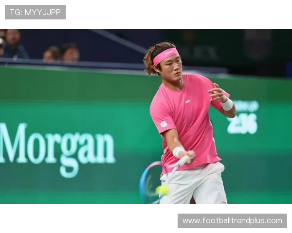 世界网球锦标赛迎来新星崛起，顶级选手争夺激烈角逐精彩不断